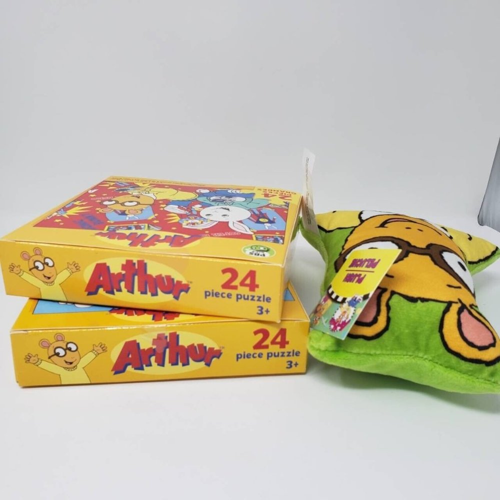 Arthur Show Bundle  2 Puzzles and Matching Plush! 24 Piece Puzzles and 7'' Plush - Picture 9 of 12